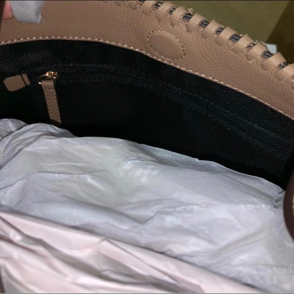 NEW Vince Camuto Litzy Fawn Leather Tote - Picture 7 of 8